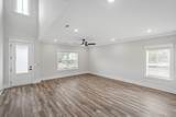 521 Kingwood Lane - Photo 2