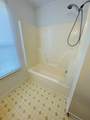 2507 Floyd Ave - Photo 17