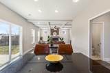2433 Bucklin Dr - Photo 18
