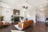 2433 Bucklin Dr - Photo 10