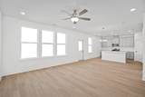404 Old Spring Ln - Photo 10
