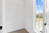 8 Holland Park West - Photo 24