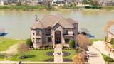 805 Plantation Blvd - Photo 2
