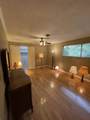 583 Como St - Photo 16