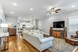 2228 Batavia St - Photo 5