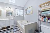 8202 Iris Road - Photo 19