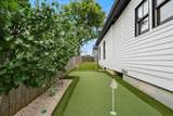 922 Lawrence Ave - Photo 11