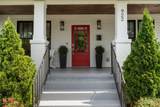 922 Lawrence Ave - Photo 12