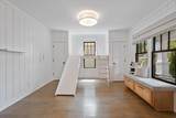 922 Lawrence Ave - Photo 5