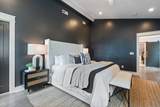922 Lawrence Ave - Photo 42