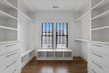 922 Lawrence Ave - Photo 53