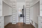 922 Lawrence Ave - Photo 54