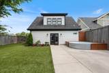 922 Lawrence Ave - Photo 59
