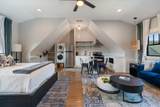922 Lawrence Ave - Photo 60