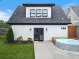 922 Lawrence Ave - Photo 10