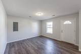 814 Lewis Ave - Photo 4