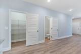 111 Oak St - Photo 15