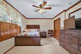 1802 Dunroamin Ln - Photo 33