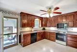 1122 Fairfield Rd - Photo 4