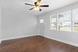 136 W Rossview Rd - Photo 5