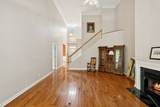 114 Chuzzlewit Down - Photo 13
