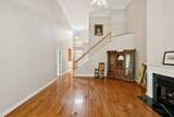 114 Chuzzlewit Down - Photo 14