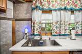 1047 Phillips Dr - Photo 10