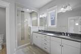 2247 Greenwood Ave - Photo 16