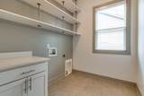 336 Vivelle Ave - Photo 6