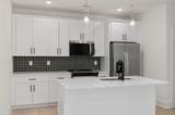 550 Markham St - Photo 4