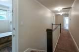 402 Fairfax Ave - Photo 18