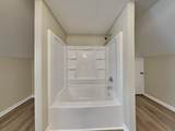 2103 Winthorne Ln - Photo 8