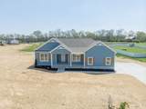 2060 Beverly Ct - Photo 2