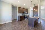 2060 Beverly Ct - Photo 18