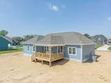 2060 Beverly Ct - Photo 6