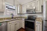 1037 Irish Way - Photo 32