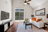 1037 Irish Way - Photo 10