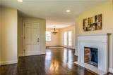 615 Skyview Dr - Photo 4