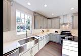 2118 Elliott Ave - Photo 4