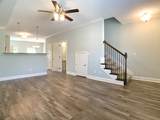 2086 Tynewood Dr - Photo 2