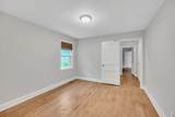917 Drummond Dr - Photo 18