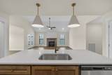 1605 Collins View Way - Photo 13