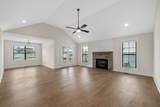 1605 Collins View Way - Photo 4
