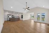 1605 Collins View Way - Photo 5