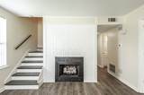 114 Deerpoint Ln - Photo 3