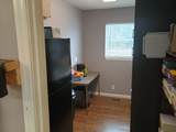 1601 Flat Rock Rd - Photo 4