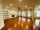 1100 Lyon Ct - Photo 5