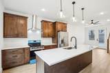 912 Smiley St - Photo 12