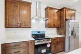 912 Smiley St - Photo 15