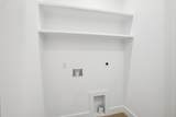 912 Smiley St - Photo 18